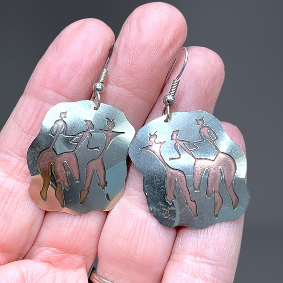 🌺Vintage Large Sterling & Copper Tribal Earrings - Picture 6 of 9